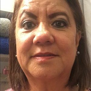 Meet your Posher, Annie